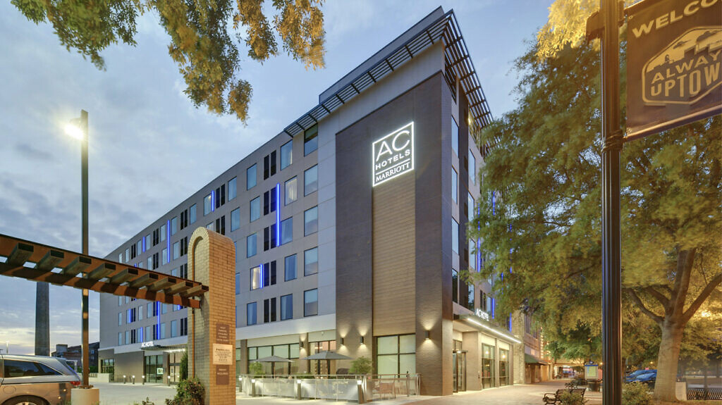 Marriot- AC- Hotel